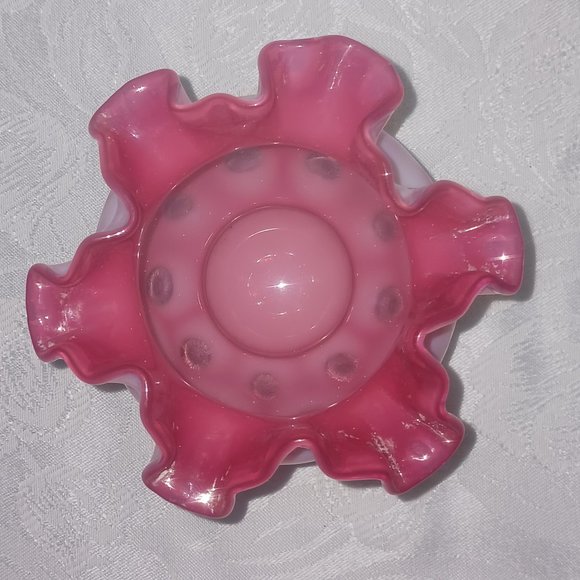 Vintage Fenton Cranberry Opalescent Coin Spot Small Vase - Picture 3 of 4